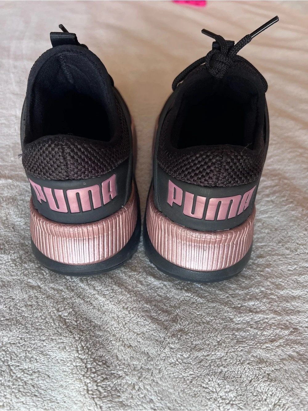 Puma lightweight athletic